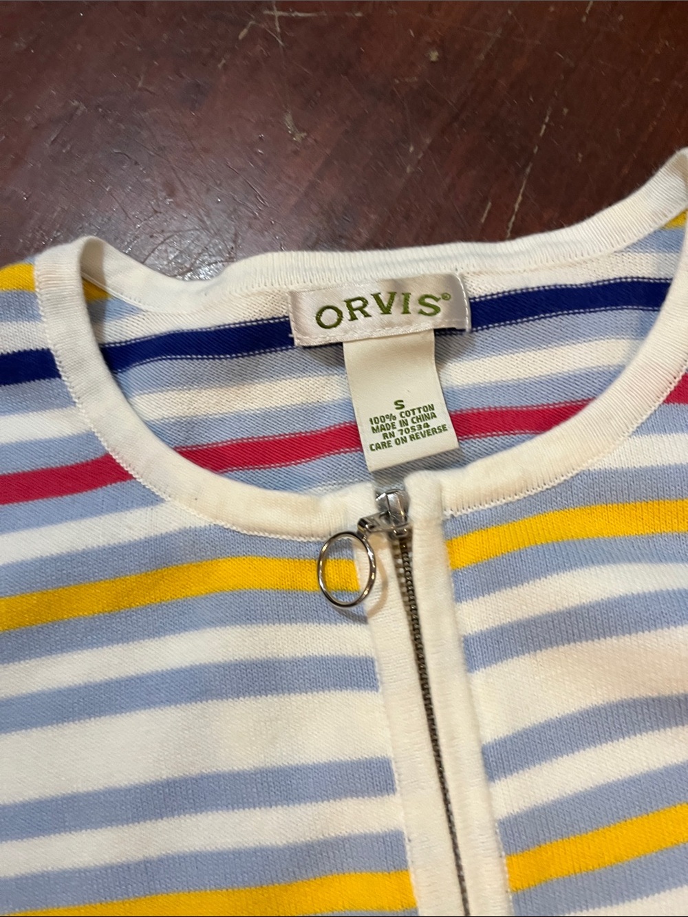 🌻3/$15🌻 Orvis Cream Knit Zip Cardigan with Blue, Yellow & Red Stripes - Picture 2 of 8